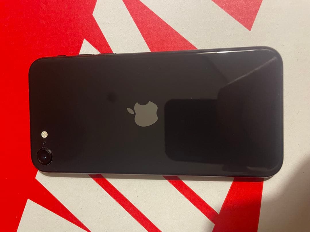 iphonese 第2世代 本体 128gb