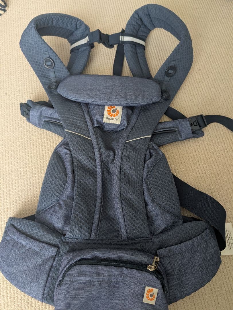 【美品】ergobaby OMNI ネイビー抱っこひも カバー付き