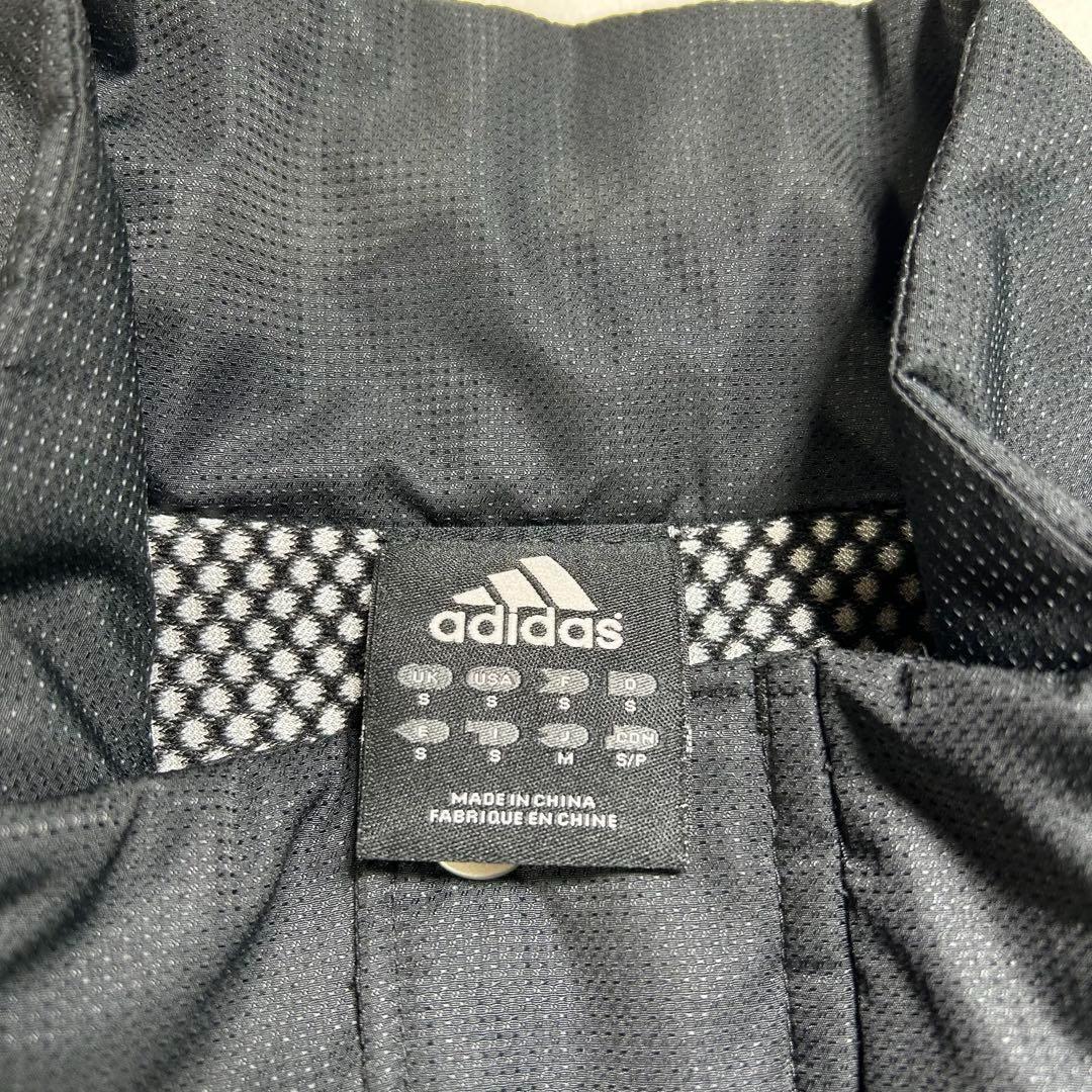 【adidas】ベンチコート　ワンポイントロゴ刺繍　3本ライン　メンズS 黒