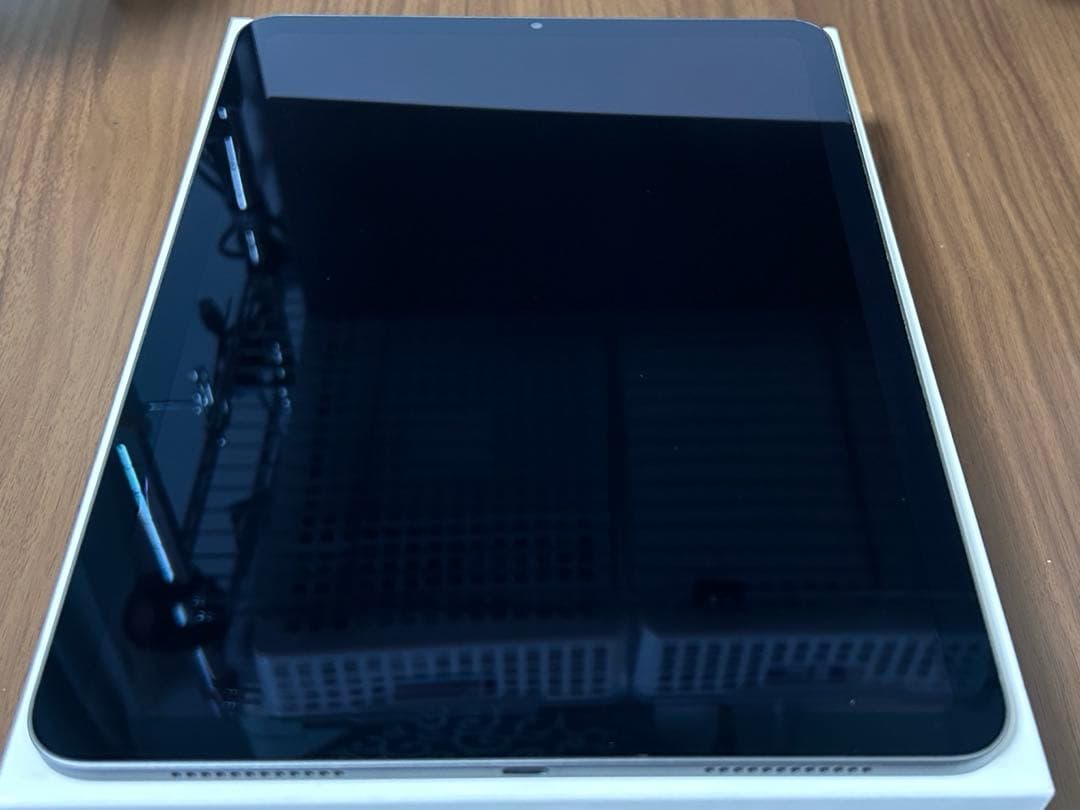 Apple iPad Air(第5世代)64GB【バッテリー最大容量100%】