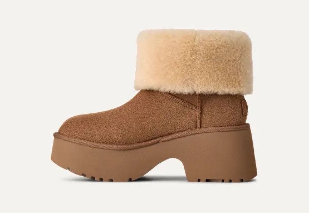 靴 UGG Esmee Boot