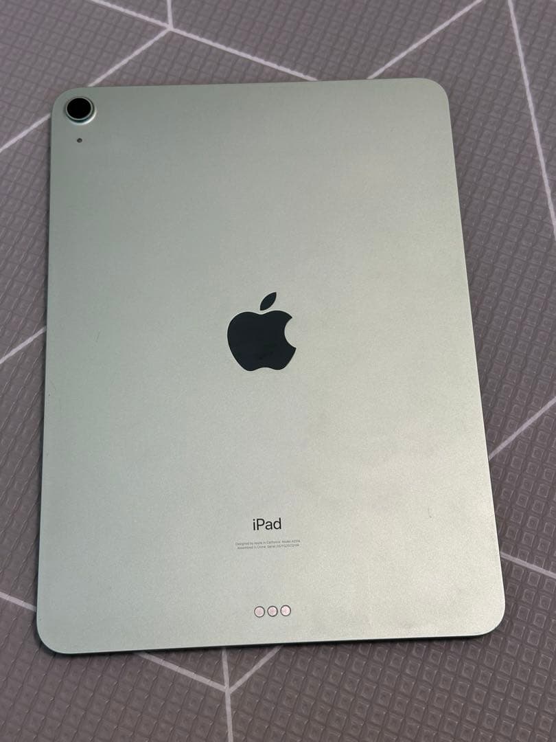 iPad本体 iPad air4 64GB + magic keyboard