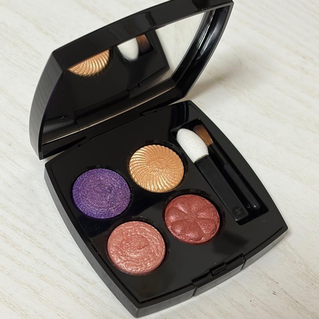 シャネル レキャトルオンブル ブトン 239 ブトンバロック