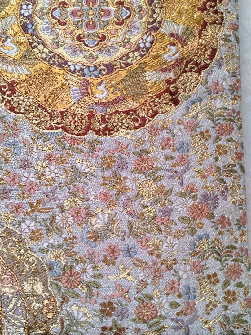 豪華な多色金糸袋帯