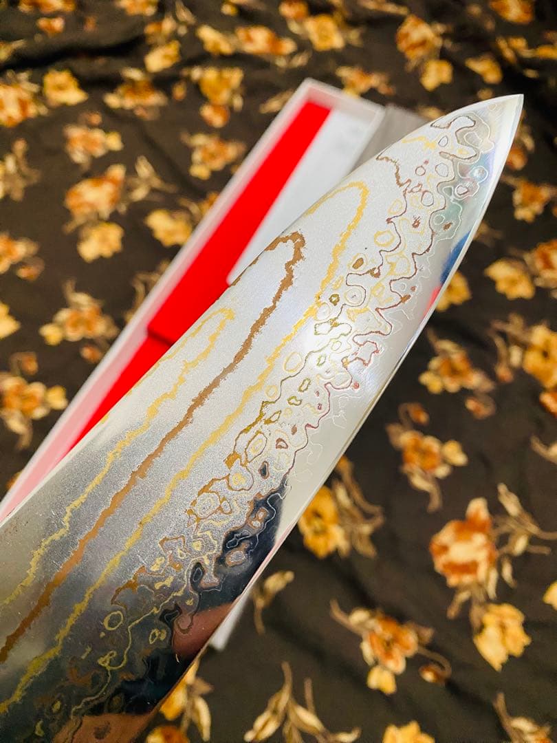 牛刀210mm HATSUKOKORO初心 青二鋼 有色ダマスカス 黒檀八角柄