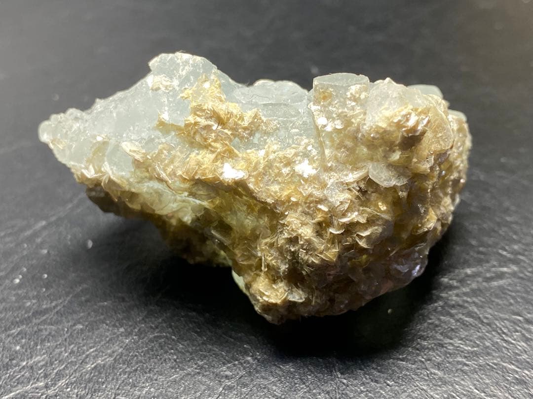 アクアマリン　77g