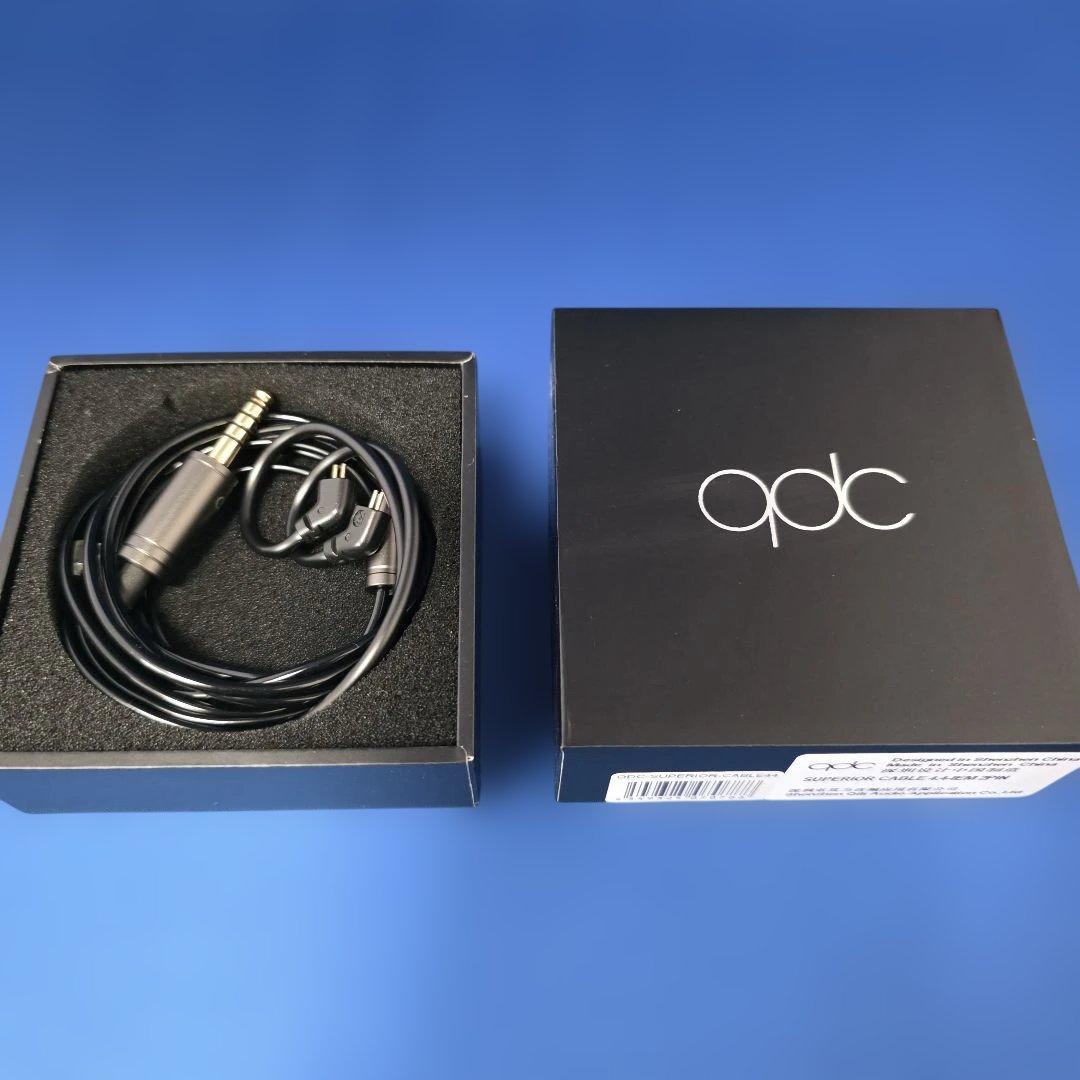 qdc SUPERIOR イヤホン Red バランス接続ケーブル付