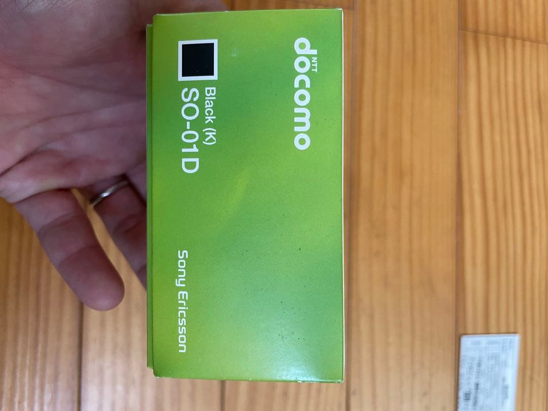 未使用 SonyEricsson Xperia PLAY SO-01D 本体