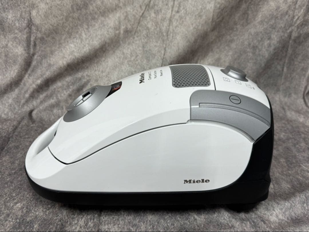 Miele ミーレ 掃除機 Compact C1 SCA03 白