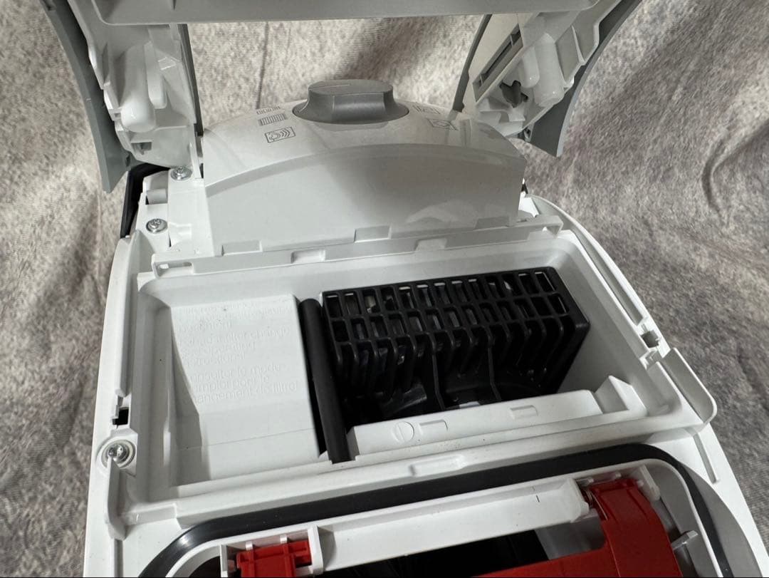 Miele ミーレ 掃除機 Compact C1 SCA03 白