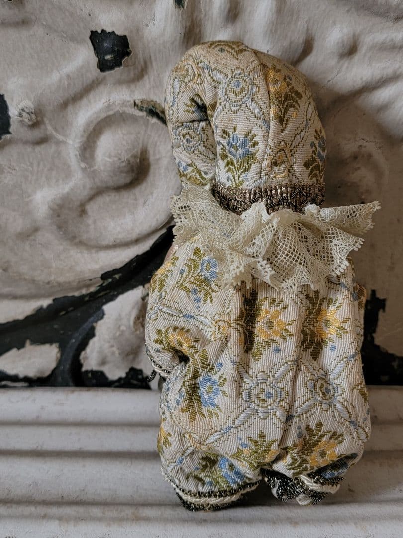 アンティーク　　ゴブラン織のピエロ服　ベビービスクドール　ドイツフランスイタリア