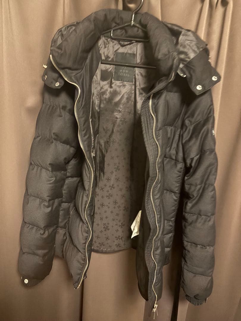 TATRAS ブラック ダウンジャケット MTZ-TA1482