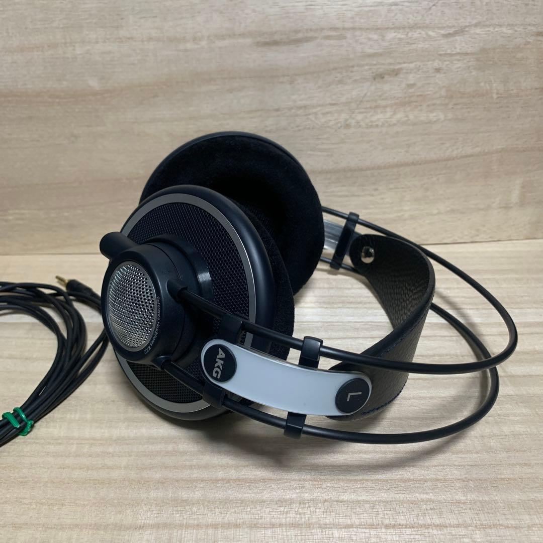 ヘッドホン　AKG(アーカーゲー) 　K702