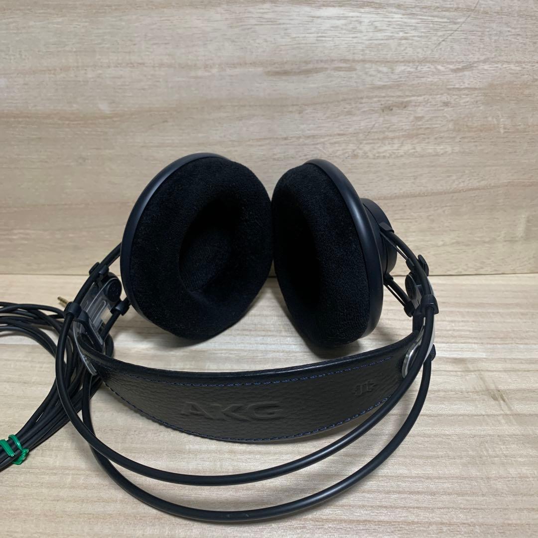ヘッドホン　AKG(アーカーゲー) 　K702