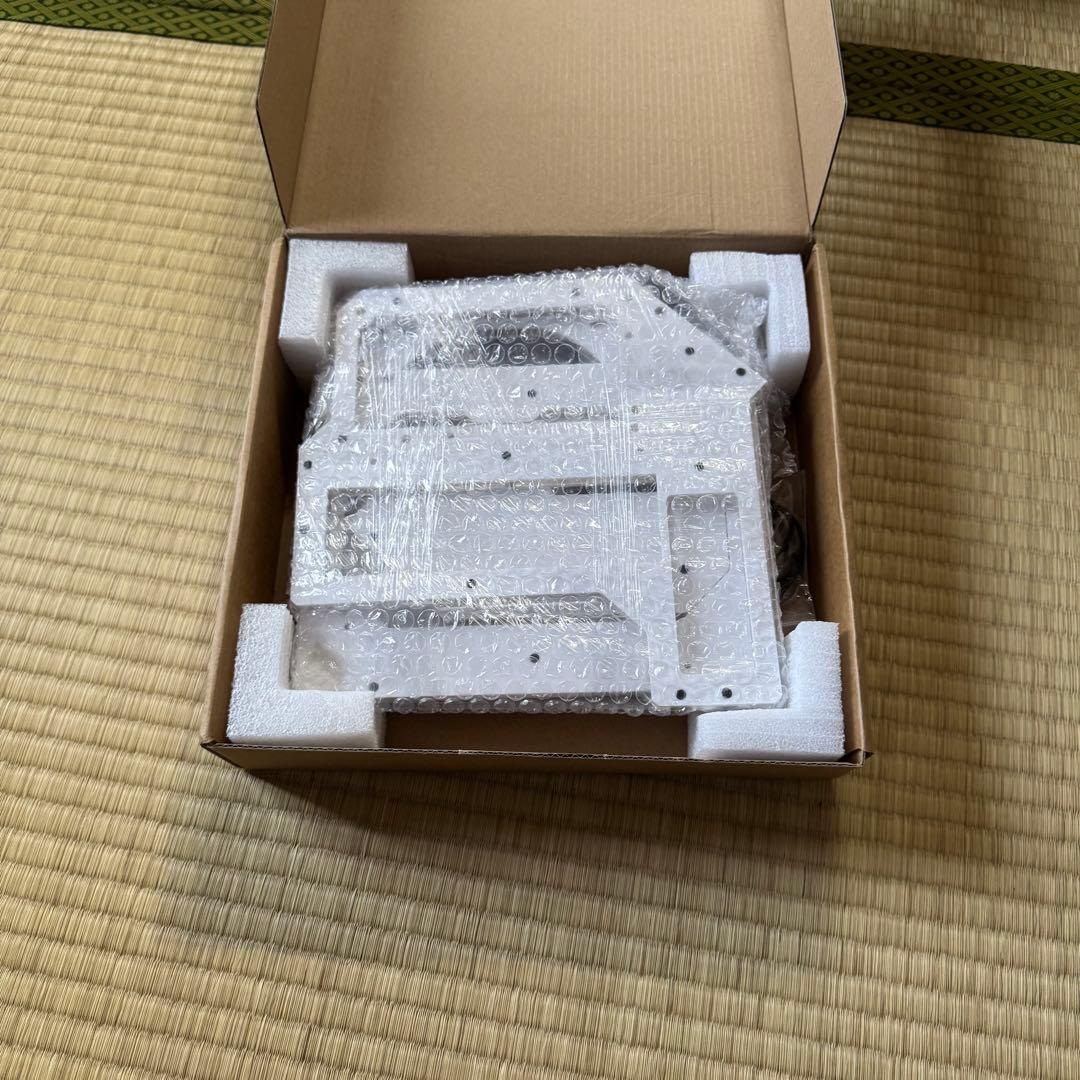 PCケース(自作PC用) GEEEK Rhino S Mini-ITX White