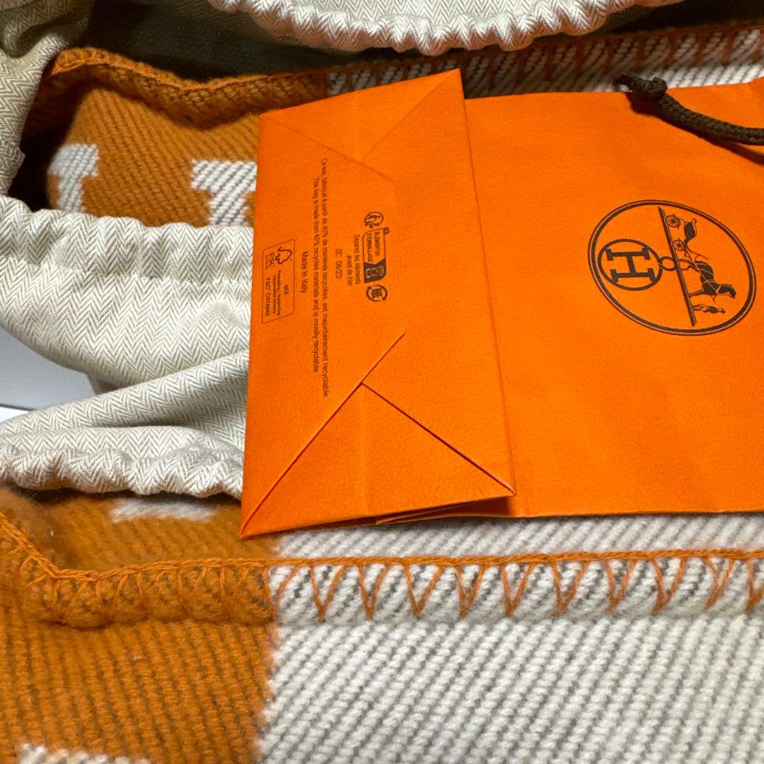 新品　エルメス　クッション アヴァロン　PM 2個