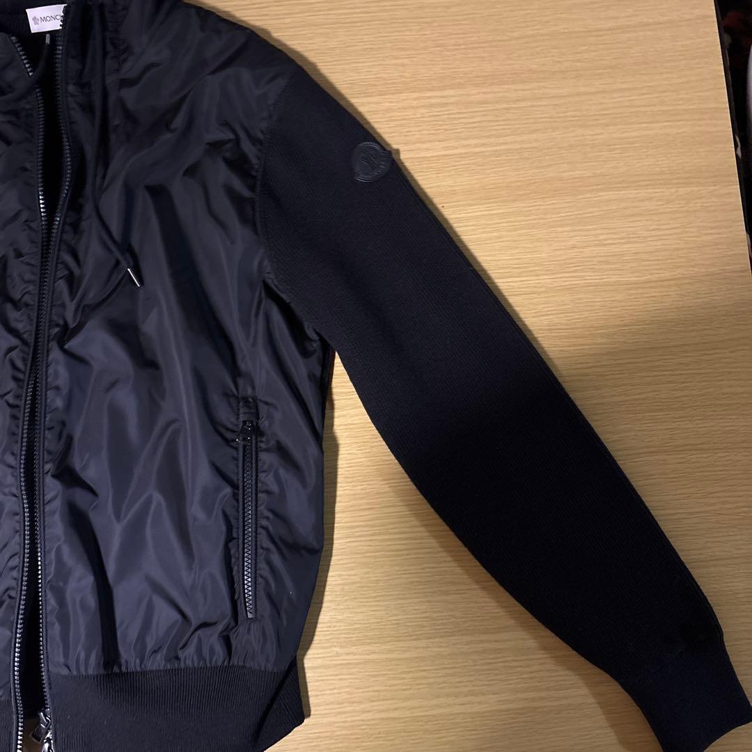 モンクレールダウンニット