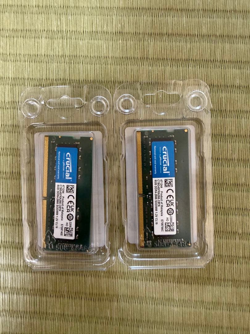 Crucial DDR4-2666 16GB (8GB×2) メモリ　新品同様