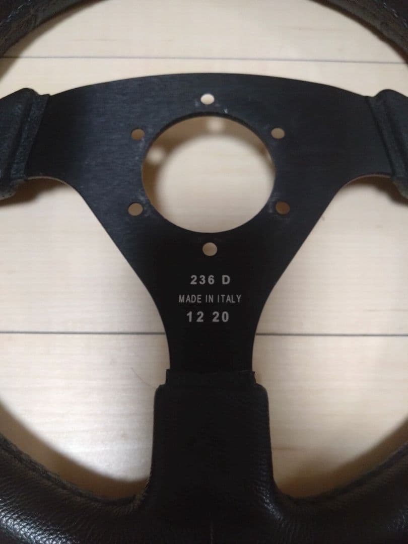 OMP ステアリングホイール 黒 33