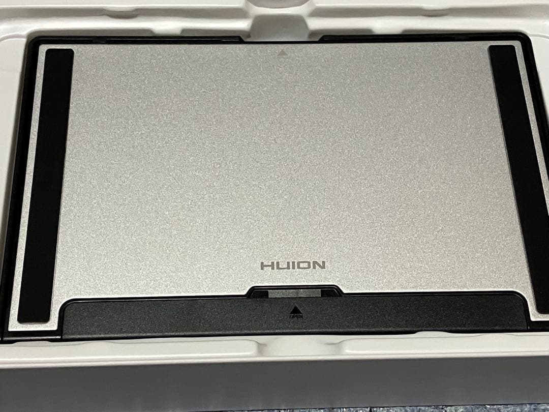 ペンタブレット KAMVAS 12