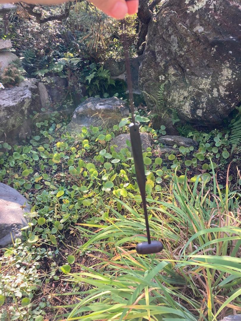 打楽器と棒　スティック　味わい深いヴィンテージ品　黒色　楽器職人さんの手仕事品