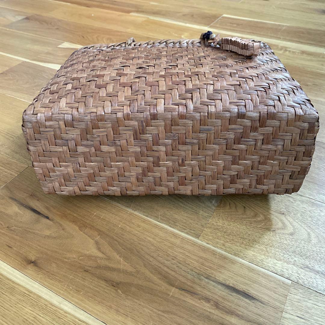 長野産　職人手編み綱代あみ　山ぶどうバック　らリングた取手