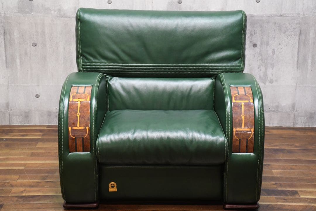 DCC12 フォルミタリア パオロ グッチ 象嵌細工　レザー　1人掛けソファ