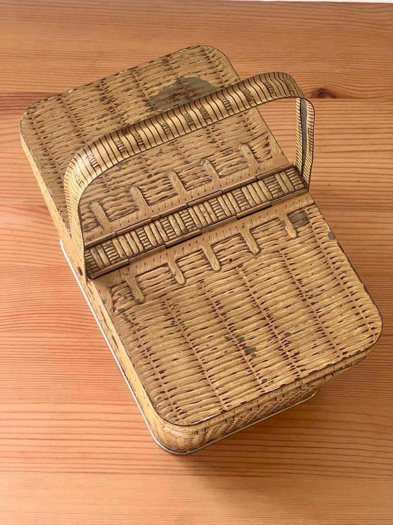 LU ビスケット バスケット パニエ 缶 /フランス ハグオーワー　マチルド