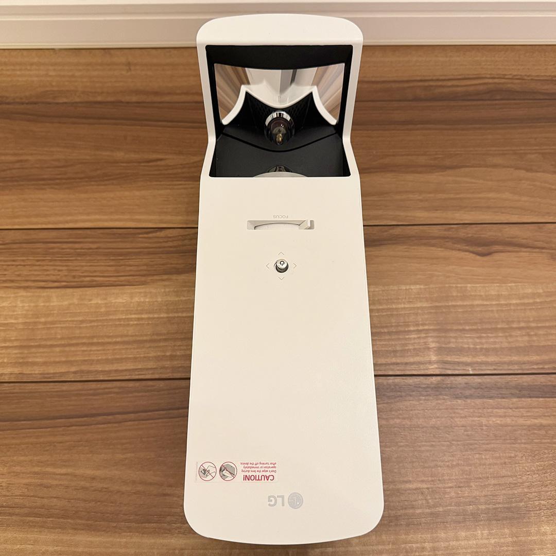 LG 超短焦点プロジェクタ HF85LS 箱あり