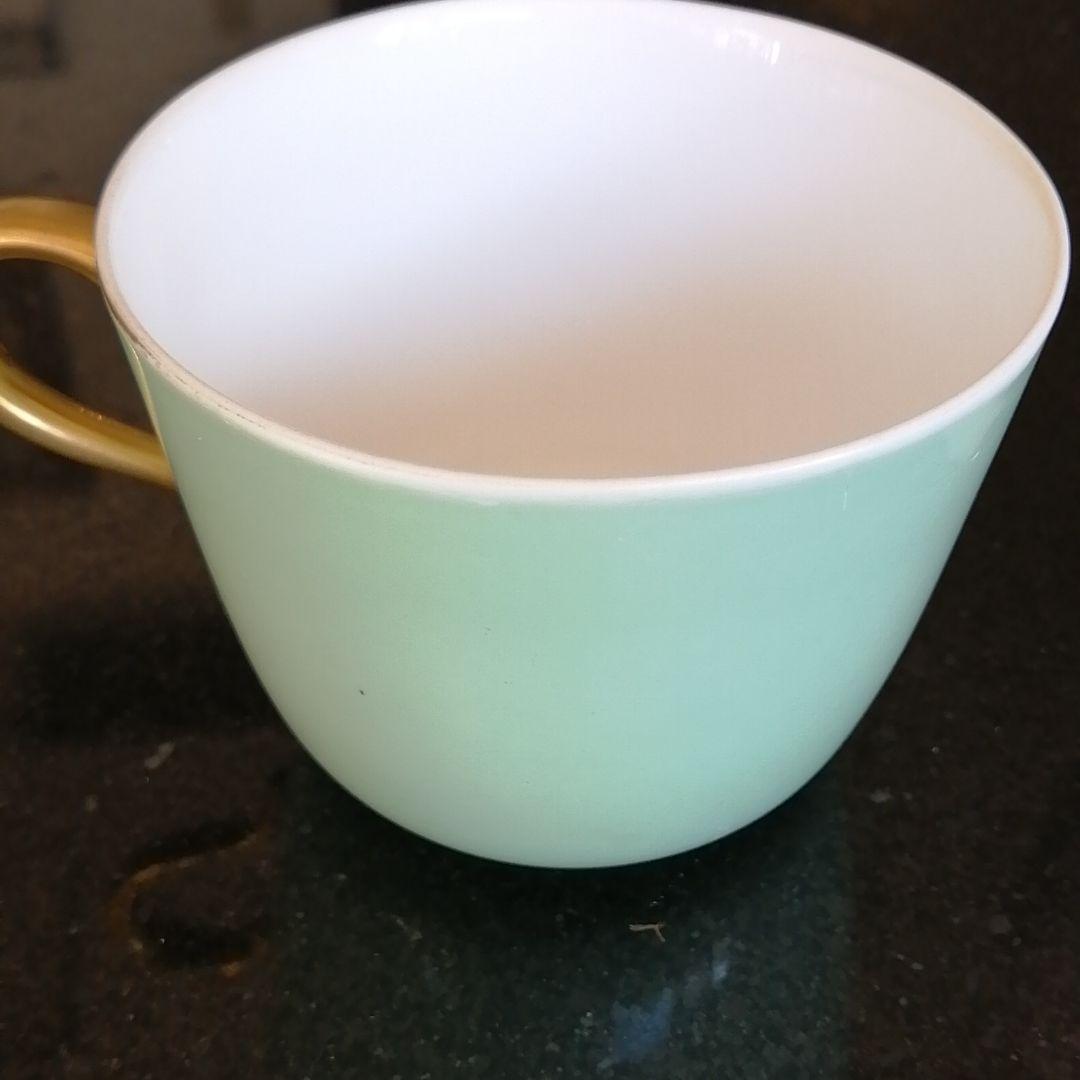 大倉陶園　ペアモーニングセットとエッグスタンド