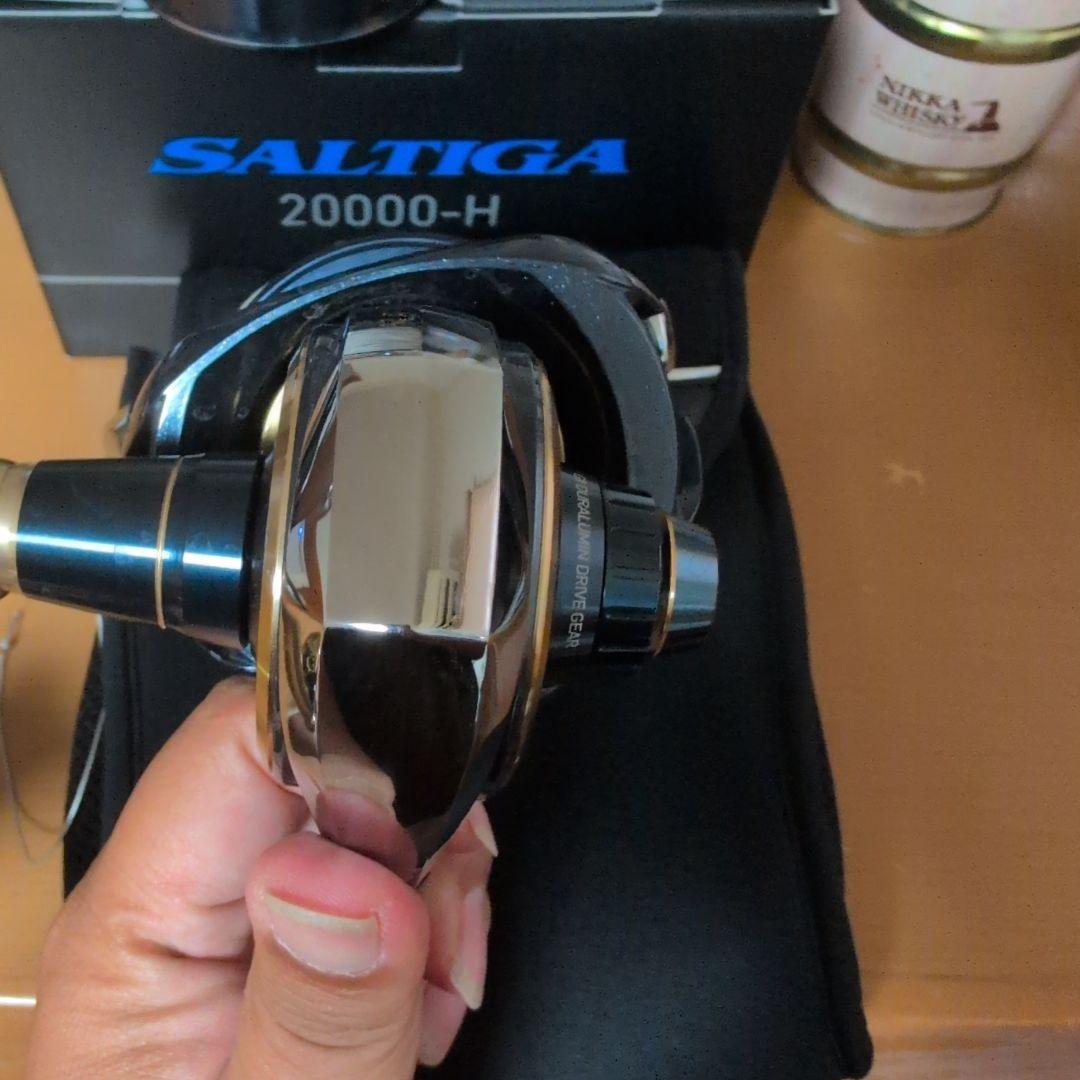 20ソルティガ 20000H パワーハンドル23000スプール２個月末セール価格