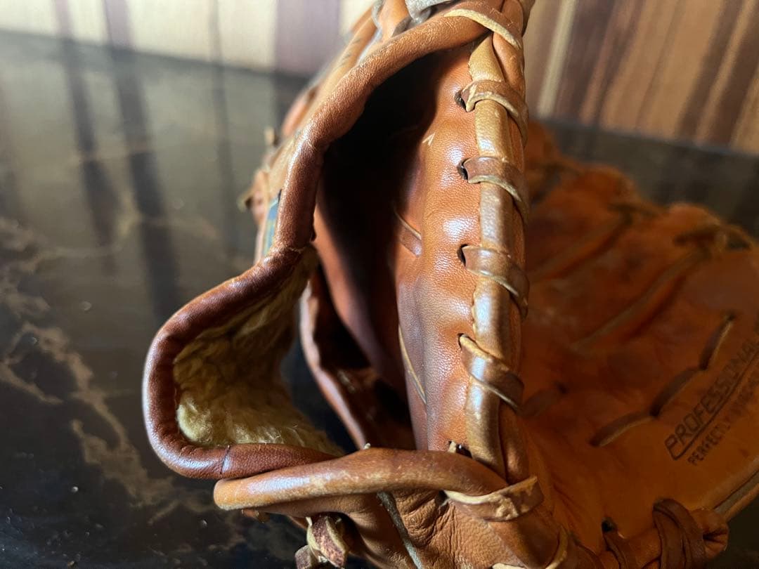 【O-781】ミズノ グローブ 赤カップ ワールドウィン ビンテージ