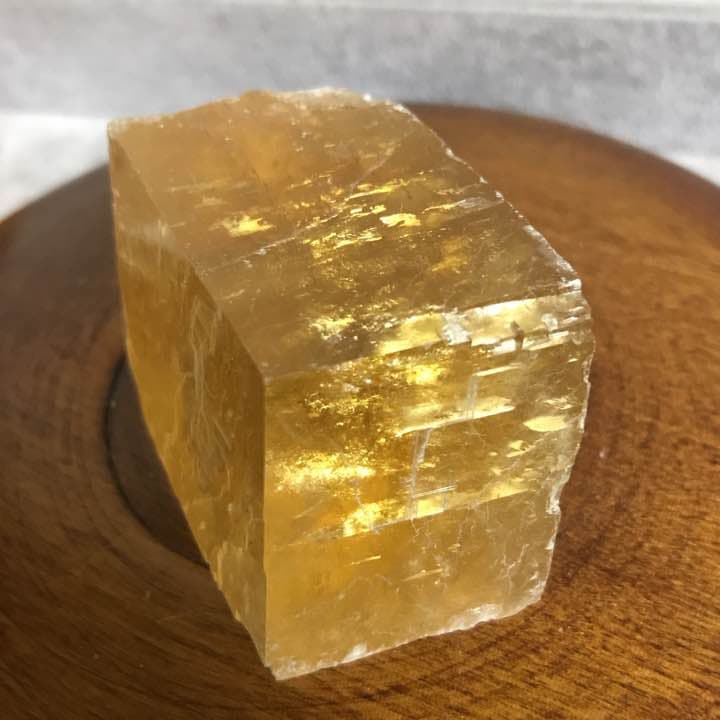 エ★特選♡贈答品★1.5kg超【GIFT♡箱入り10石☆ゴールデンカルサイト】P