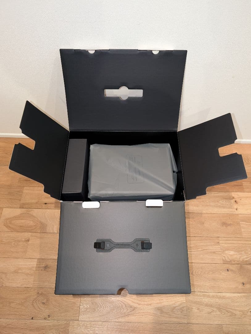 横*浜様 【増設用メモリ16GB付属】UGREEN NASync DXP4800