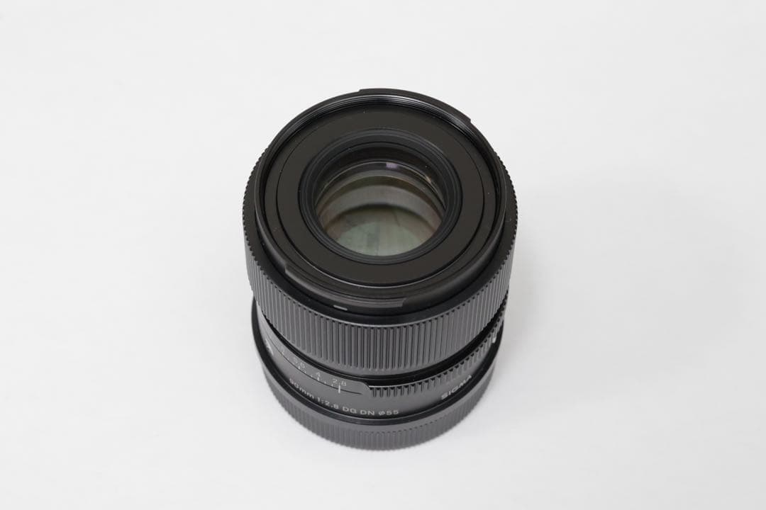 SIGMA 90mm F2.8 DGDN Lマウント