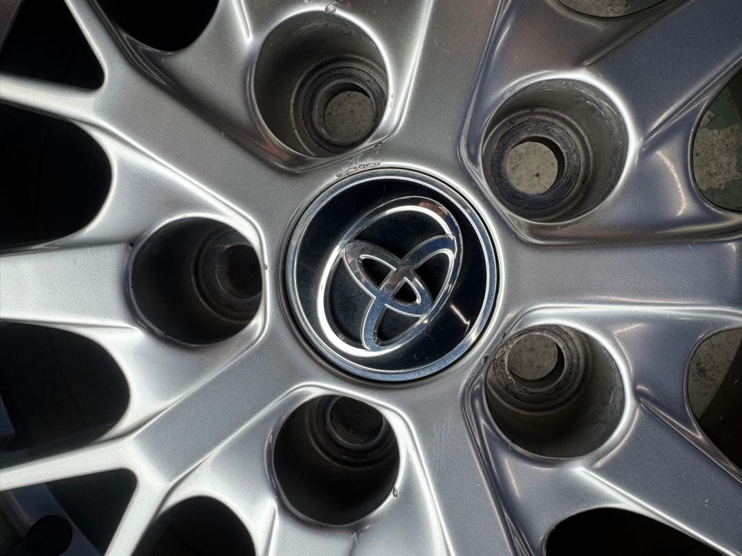 Makiya様80ノア　純正アルミホイール　BBS 205/55R16 鍛造