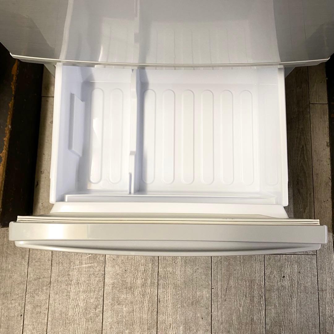 どんな物件でも使いやすいどっちも付け替えドア！冷凍冷蔵庫137L