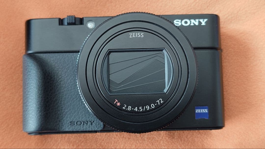 SONY DSC-RX100M7 アタッチメントグリップ付