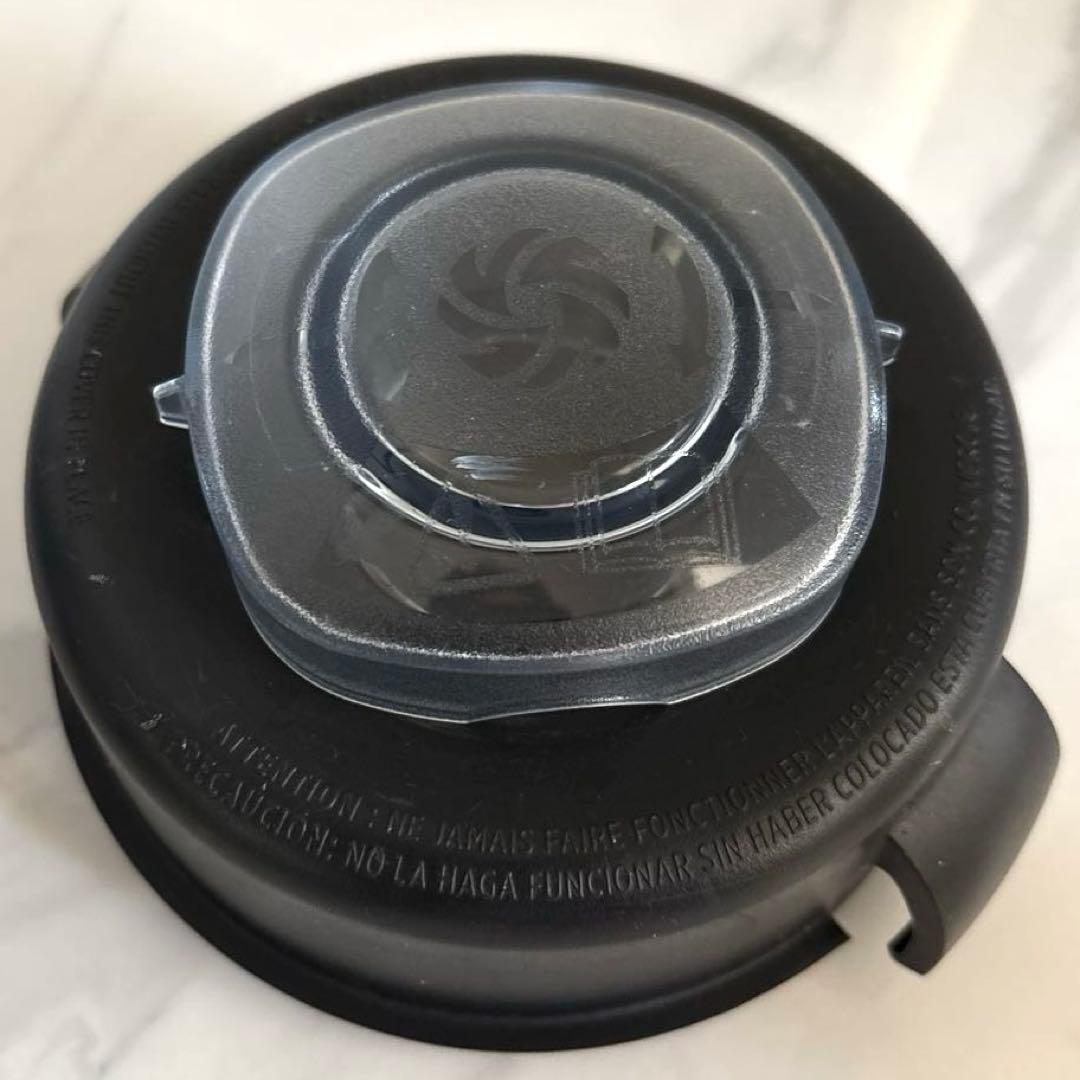 【正規品】Vitamix VM0111 2.0Lコンテナ付 高性能ブレンダー