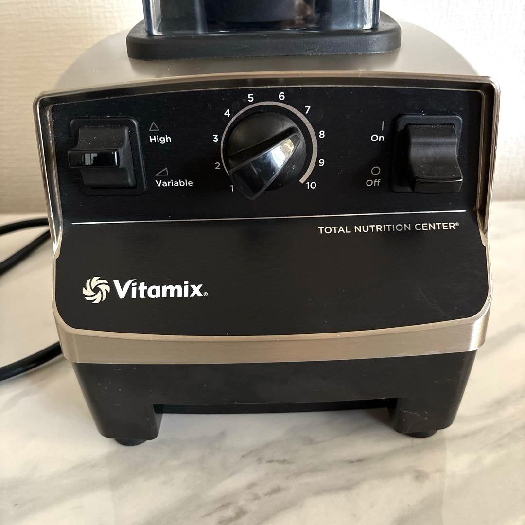 【正規品】Vitamix VM0111 2.0Lコンテナ付 高性能ブレンダー