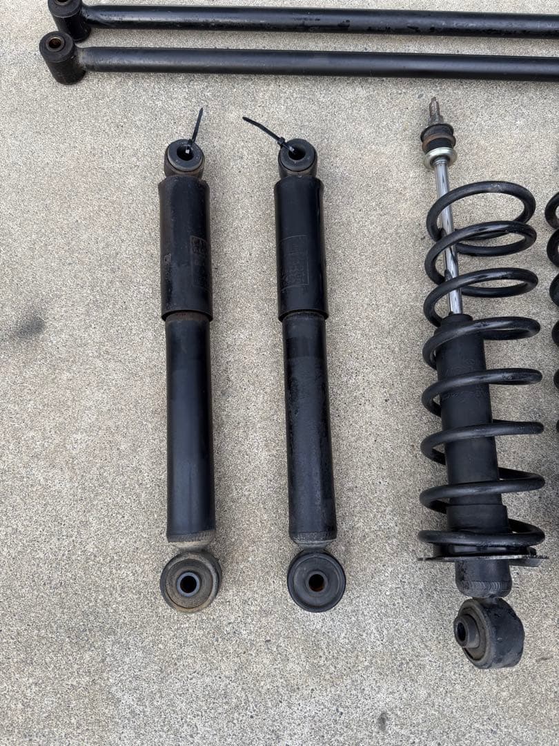 ja22 ja12 ジムニー　純正サスペンション一式
