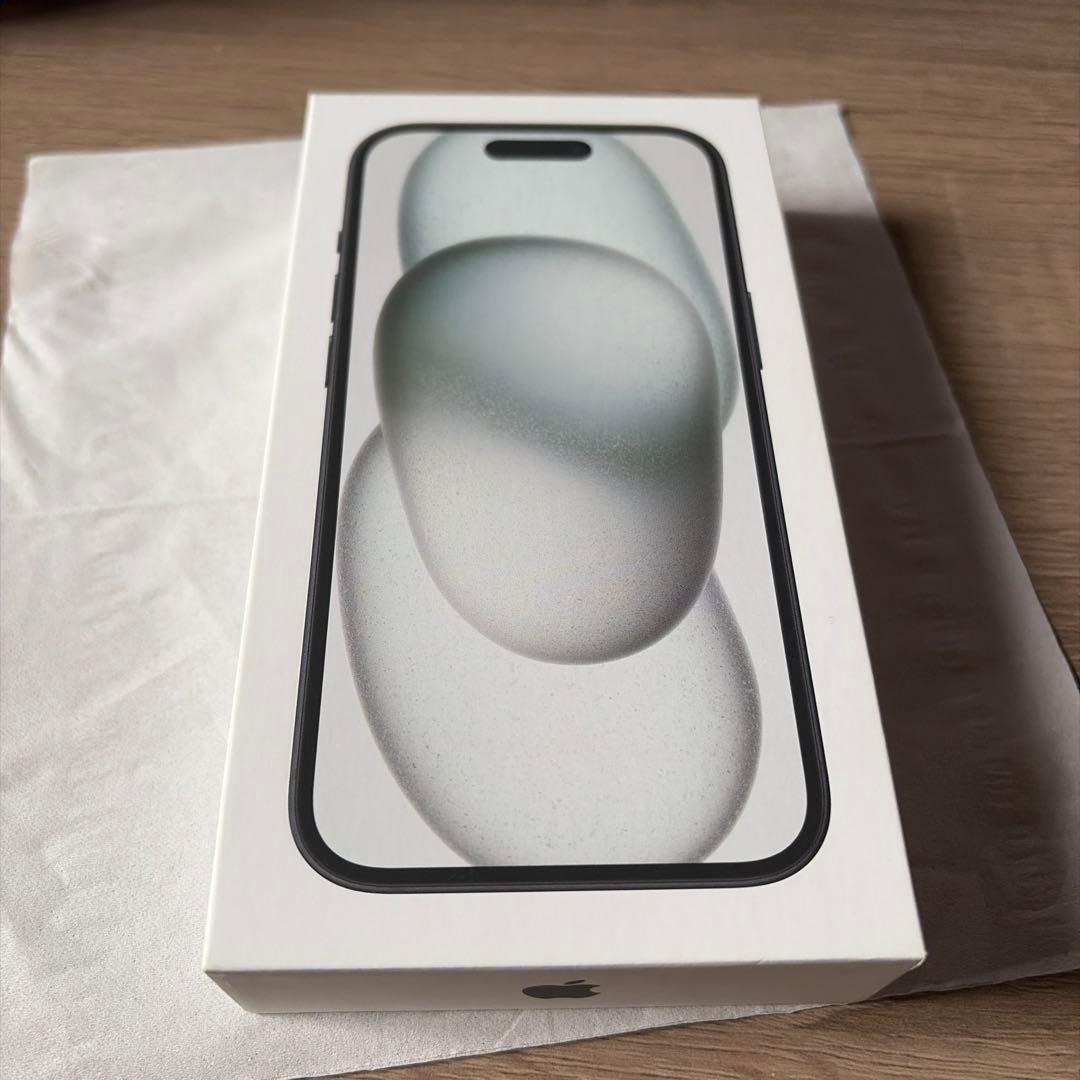 【美品】iPhone15 256gb ブラック SIMフリー