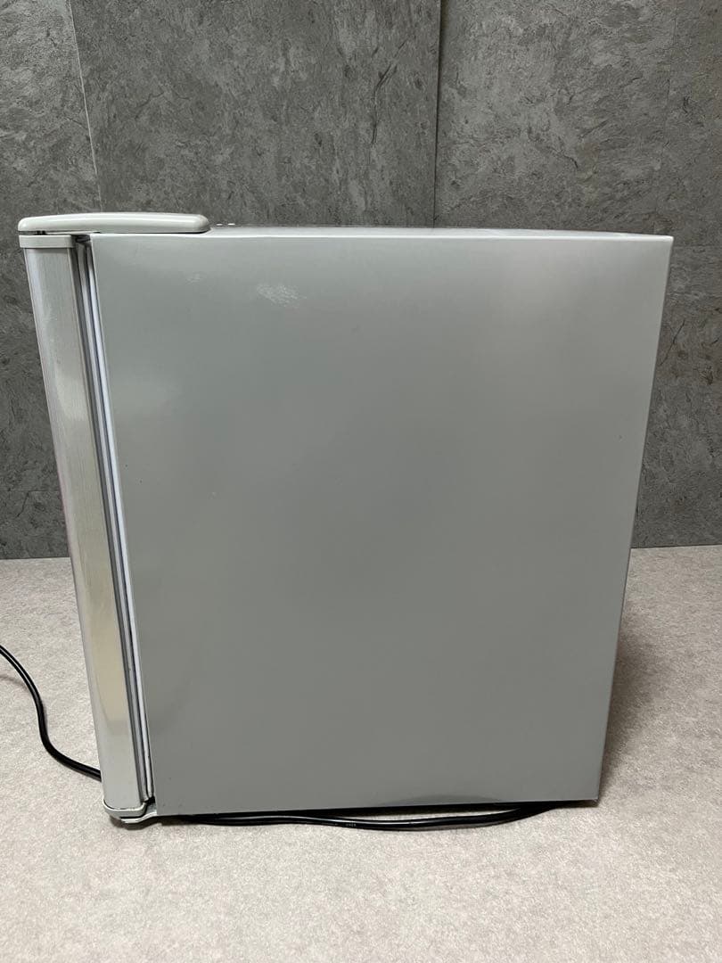 EAST　46L　1ドア冷蔵庫　MR-50B