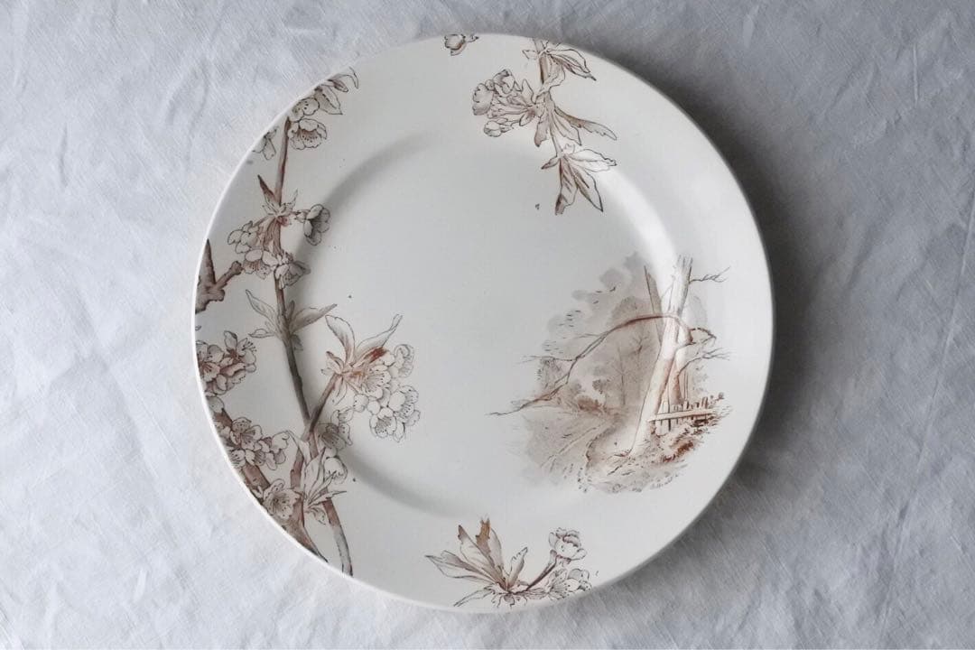 淡く優しいサクラの景色　クレイユモントロー　プレート　フランスアンティーク