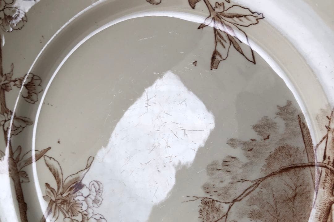 淡く優しいサクラの景色　クレイユモントロー　プレート　フランスアンティーク