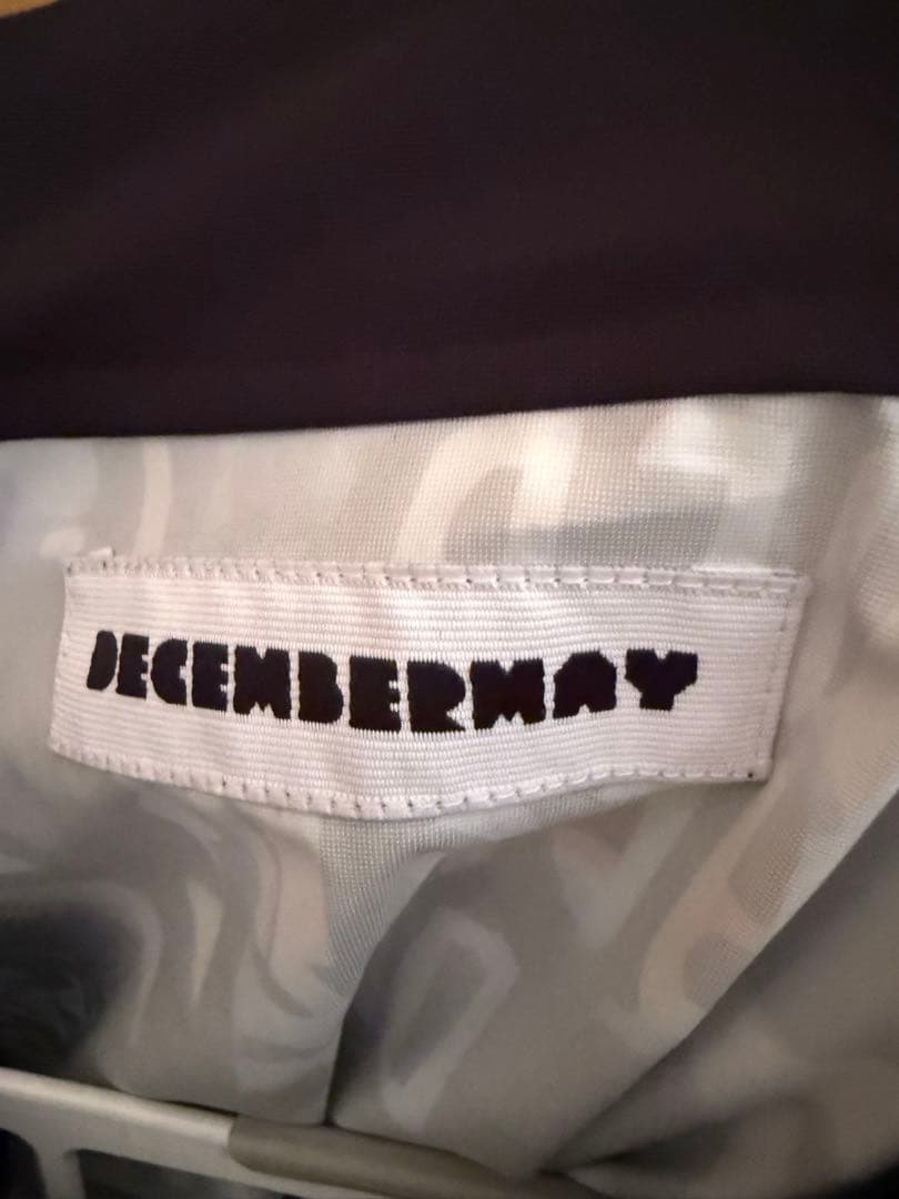 Mサイズ　DECEMBER MAY ウィンドブレーカー