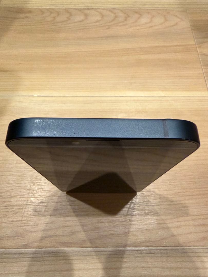 【美品】iPhone13 512GB 海外版 シャッター音なし