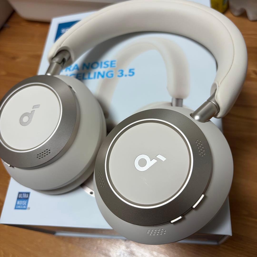 soundcore Space One Pro ワイヤレスヘッドホン1-2回使用