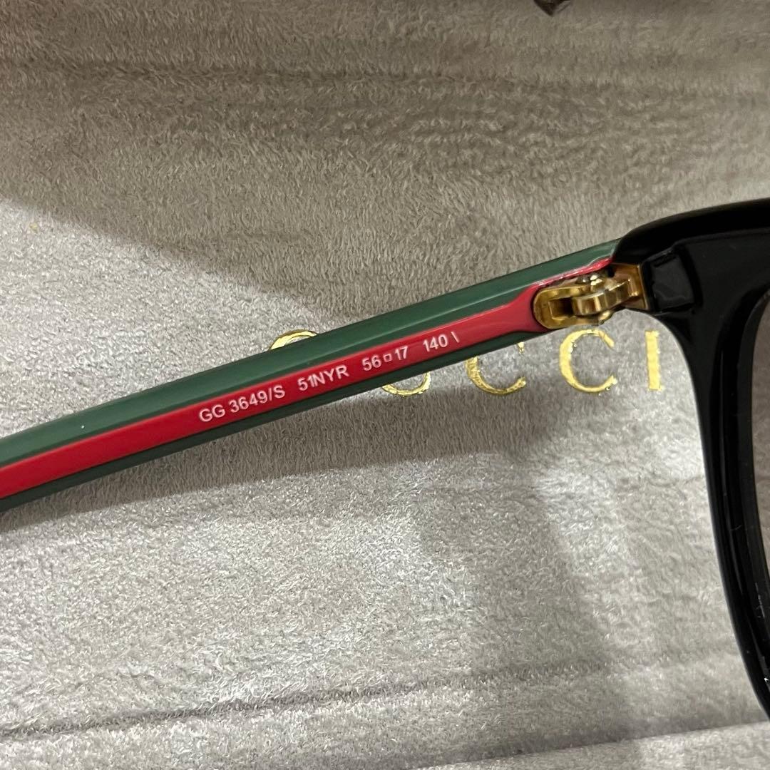 GUCCI ブラックフレーム サングラス ケース付き