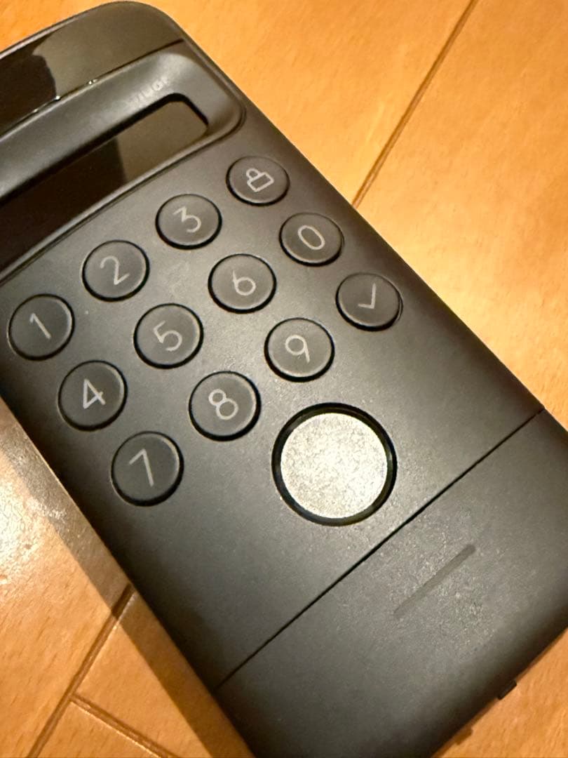 【中古美品・付属品未使用未開封】SwitchBot 顔認証パッド